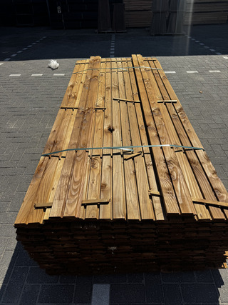 Ca. 122x Douglas Rhombus dubbel profiel – enkelzijdig – bruin geimpreg